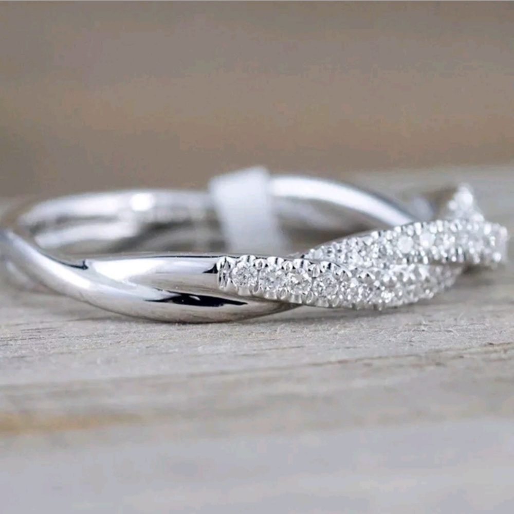 Silver or Rose Gold Double Twist Ring - Picture 6 of 8